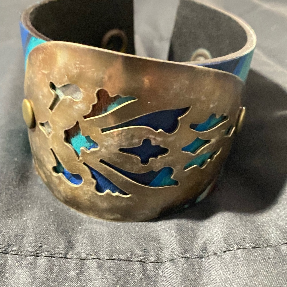 Multicolor Striped Leather  and metal Bracelet